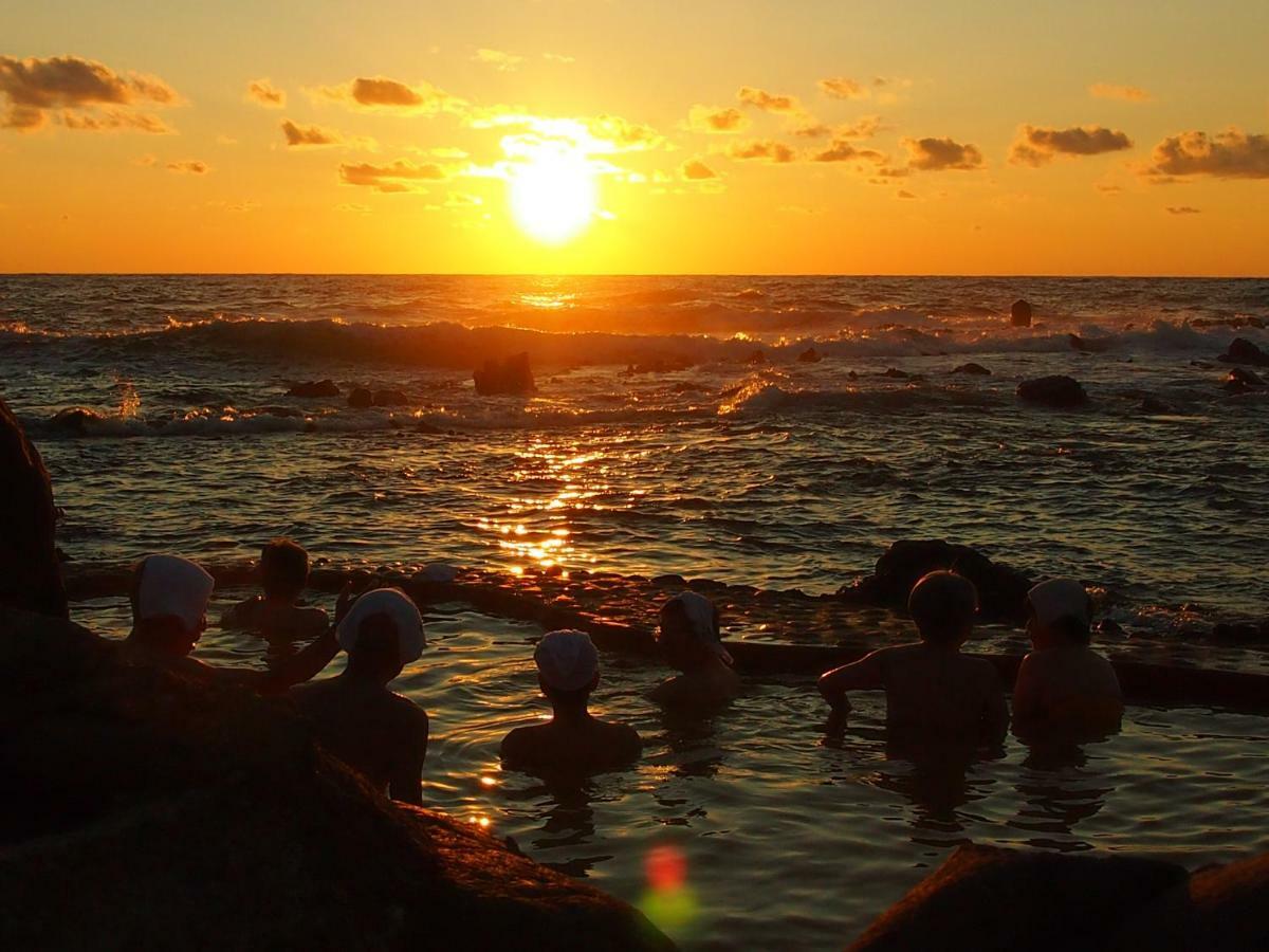 فندق Koganezaki Furofushi Onsen Fukaura المظهر الخارجي الصورة